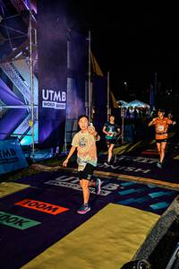 BIB: 
                            <button type="button" onclick="openModal(25250673)" class="btn btn-primary btn-sm float-right btn-popup" data-toggle="modal" data-target=".modal-high-quality">
                        <i class="fas fa-shopping-cart"></i> Add to Cart
                    </button>
                                            <button type="button" onclick="isThisMe(25250673, true)" class="btn btn-success btn-sm float-right btn-popup btn-isme hidden" data-toggle="tooltip" data-placement="bottom" title="นี่คือรูปของคุณใช่ไหม คลิกที่นี่เพื่อเอาเข้าอัลบั้ม">
                        <i class="fas fa-plus"></i> Add to album
                    </button>
                    <button type="button" onclick="isThisMe(25250673, false)" class="btn btn-warning btn-sm float-right btn-popup btn-isnotme hidden">
                        <i class="fas fa-ban"></i> Remove from album
                    </button>